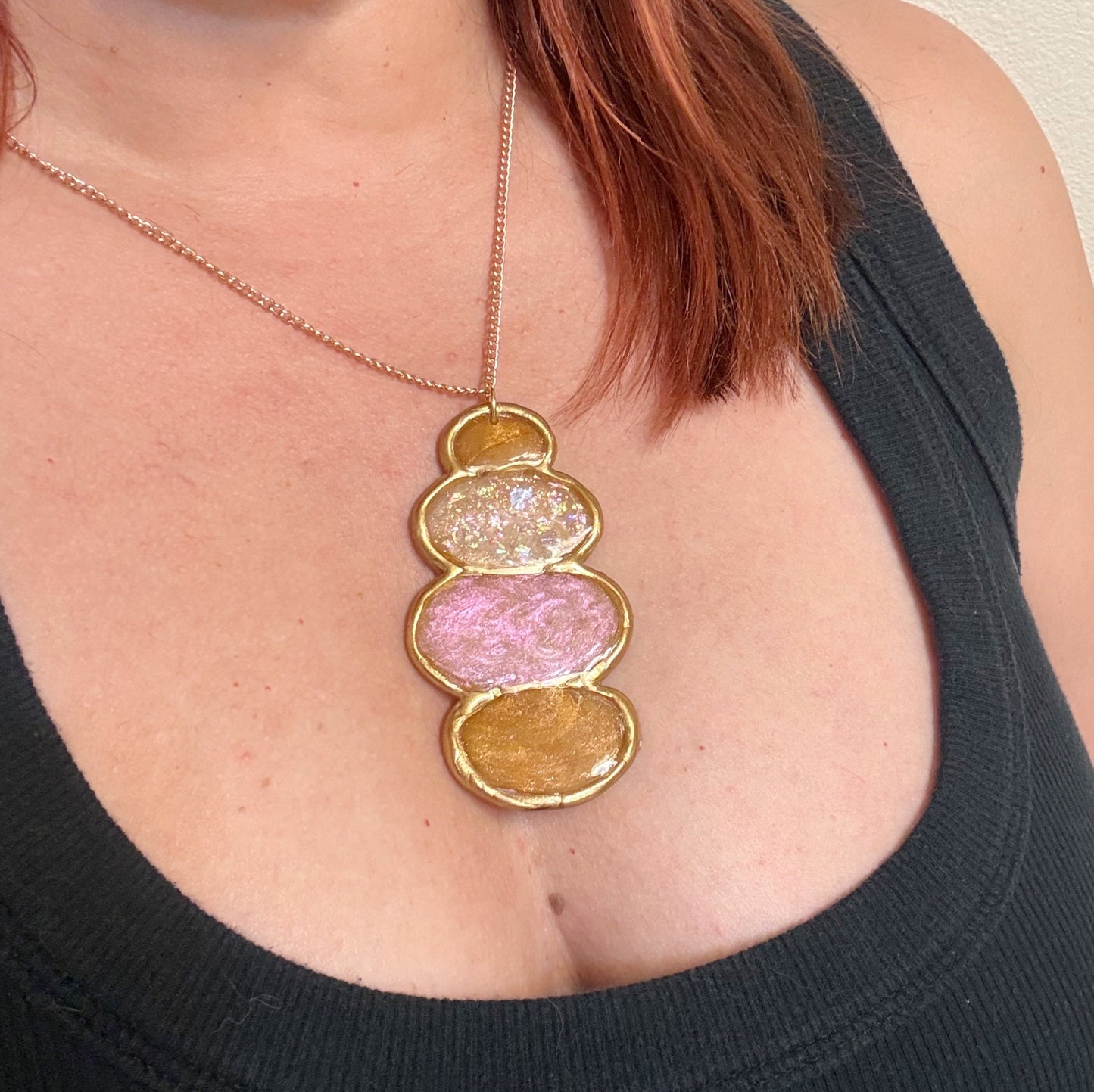 Helaena necklace in Rose