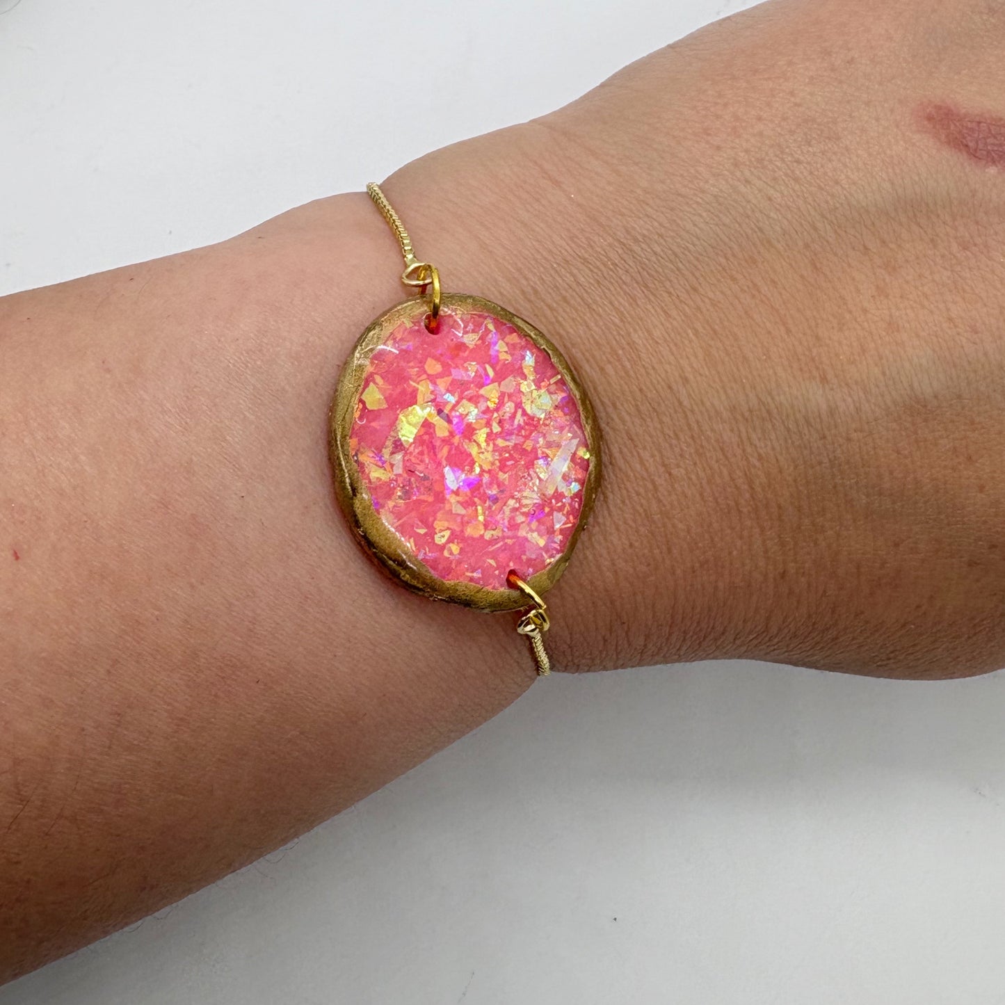 Jill Bracelet, Earrings and Necklace set in Aura