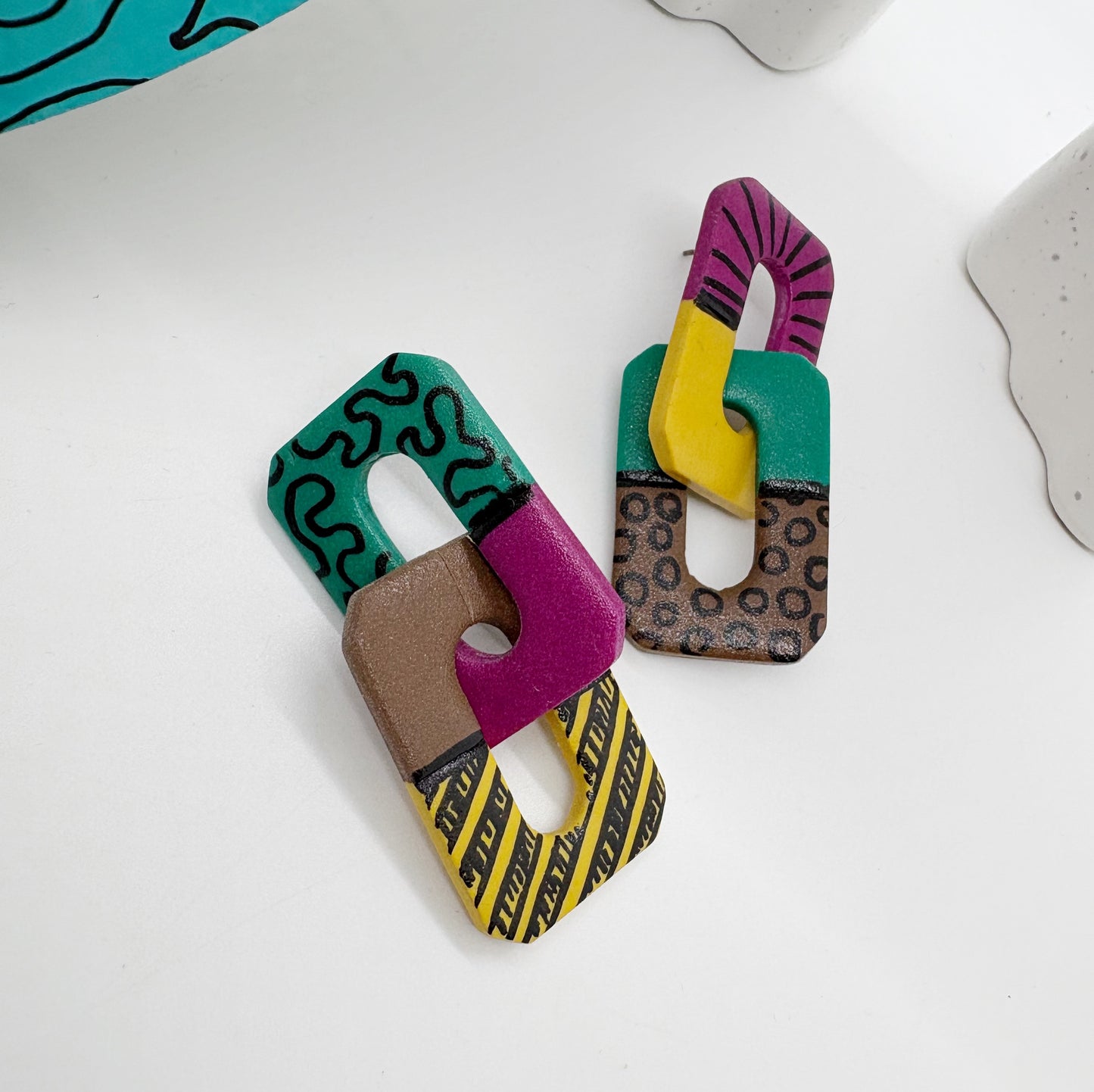 Links in Pattern Play
