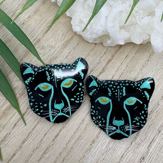 Here Kitty Kitty in black