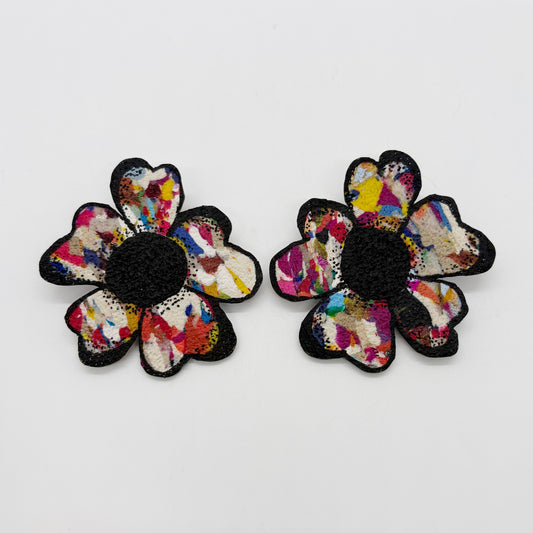 Aniya Flower studs in Scrappy