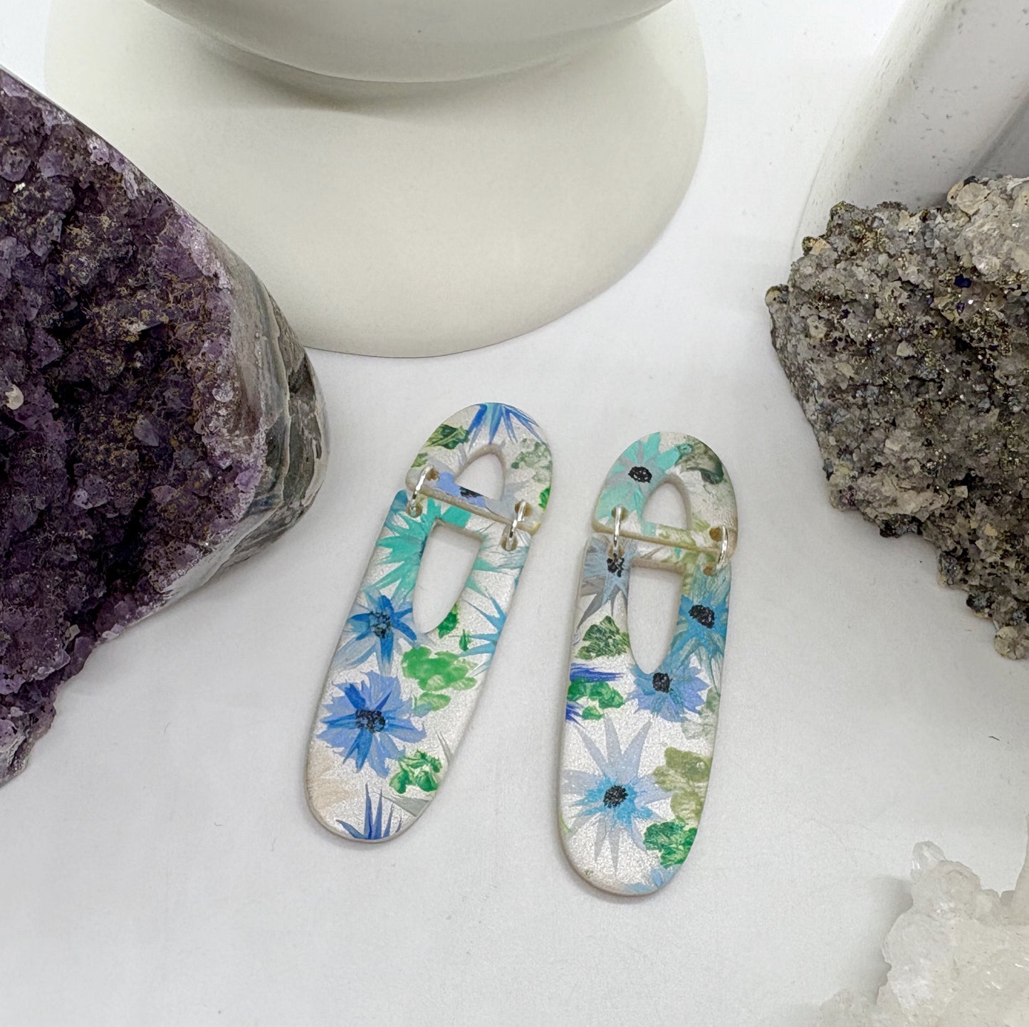 Dora in Winter Florals