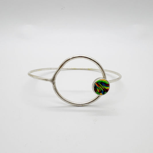 Metal bracelet in neon scrappy