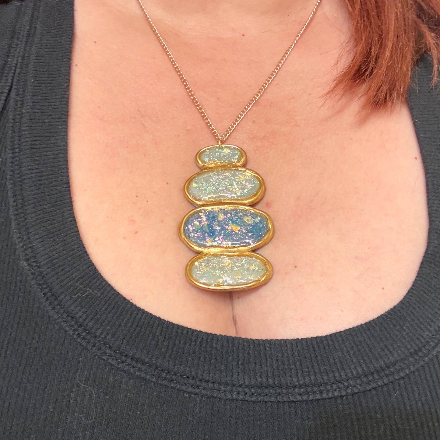 Helaena necklace in Sapphire