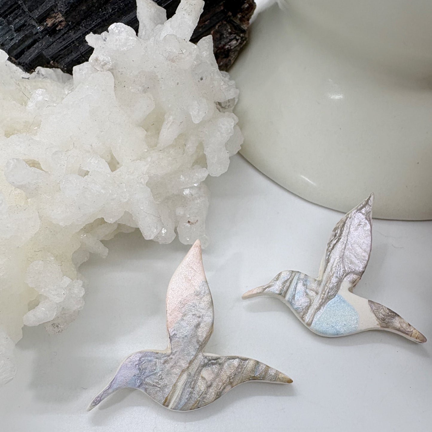 Hummer Studs in Pearl Dream