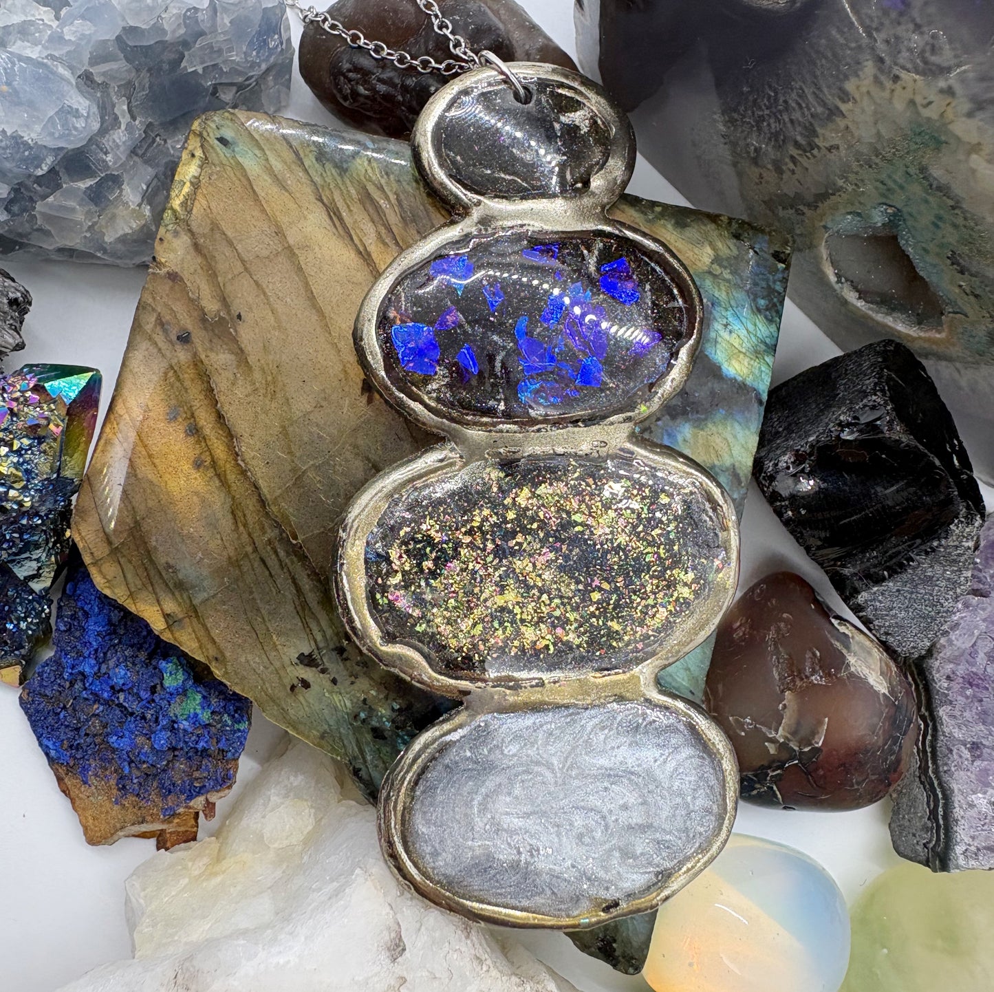 Helaena necklace in Black Opal