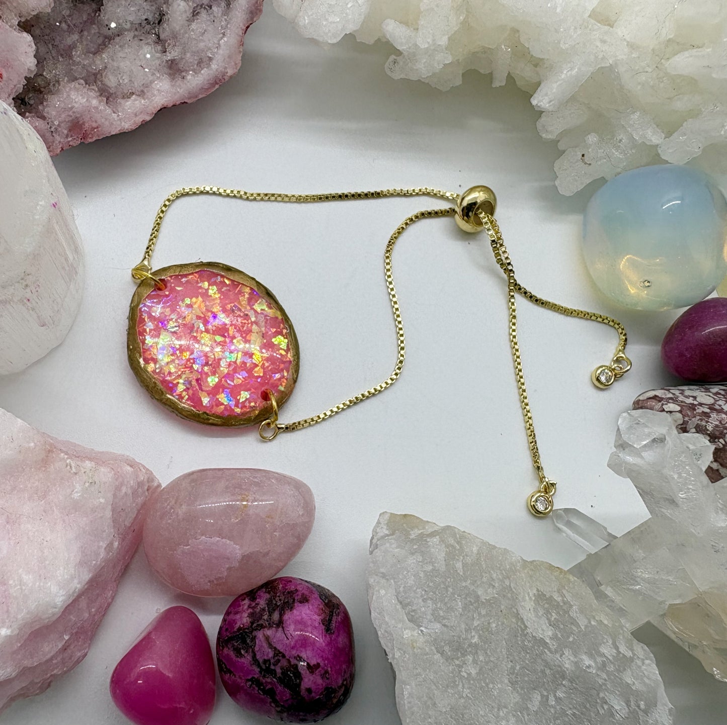 Jill Bracelet, Earrings and Necklace set in Aura