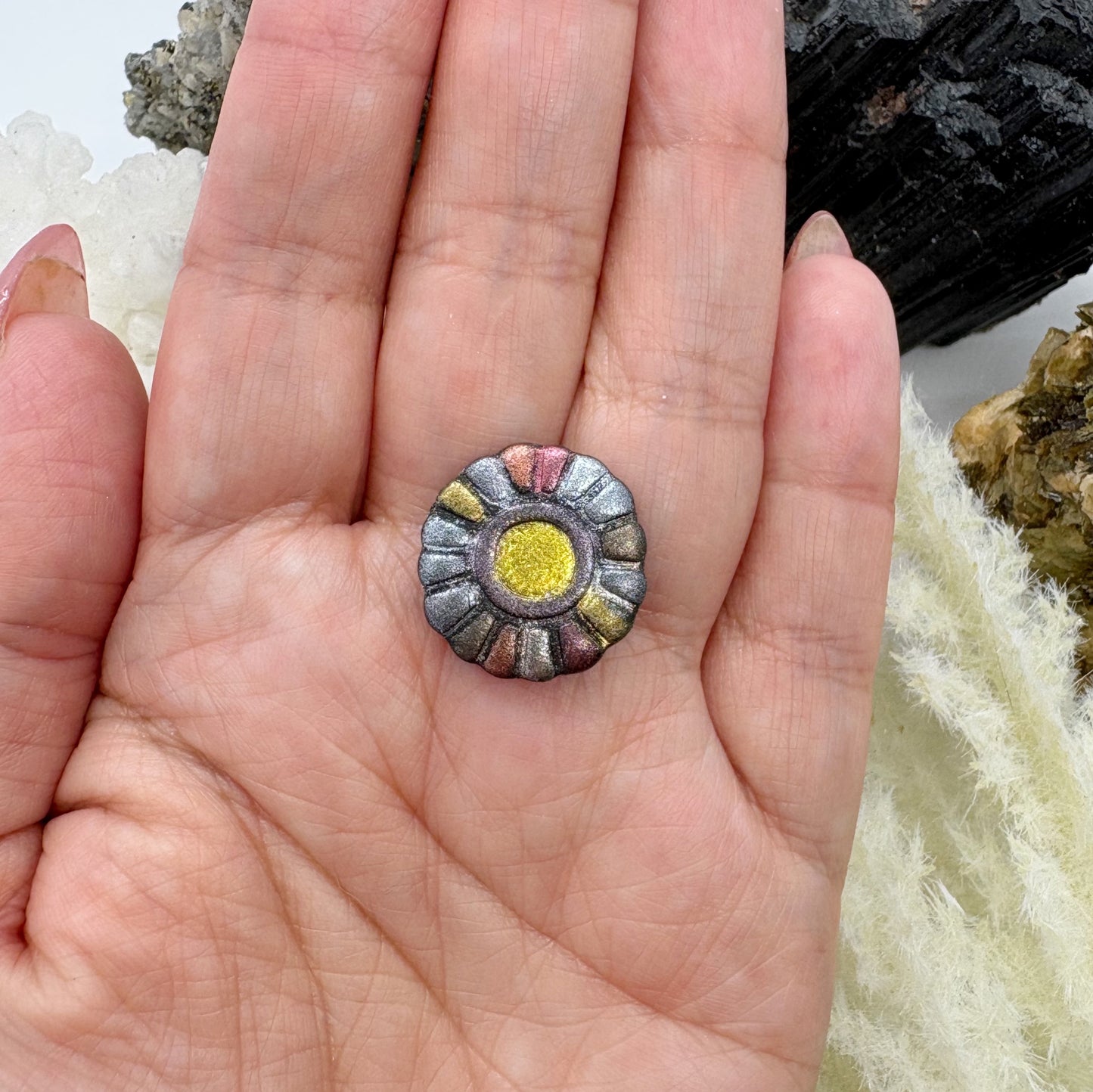 Evelyn studs in Mixed Metal