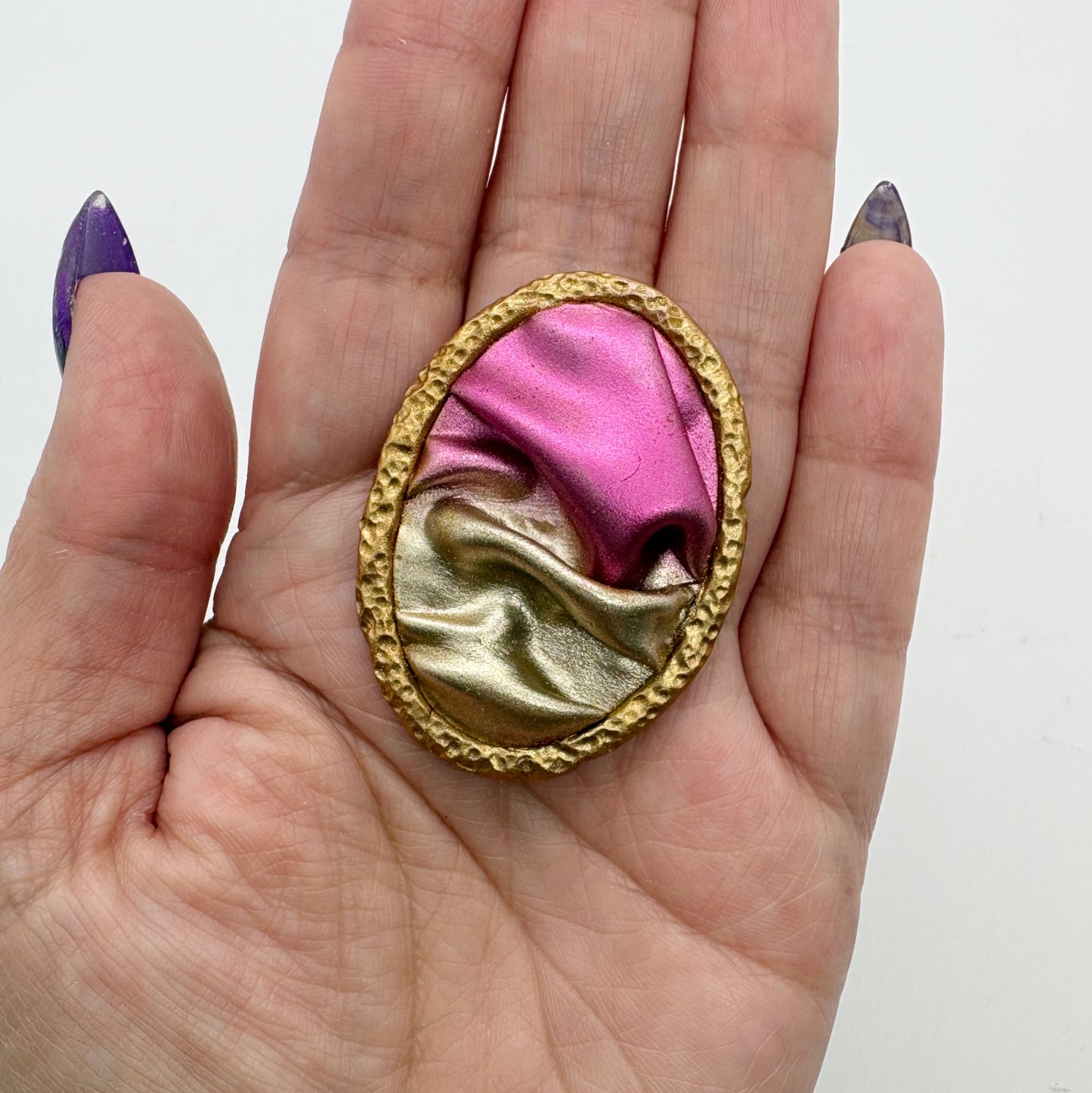 Helaena in Satin