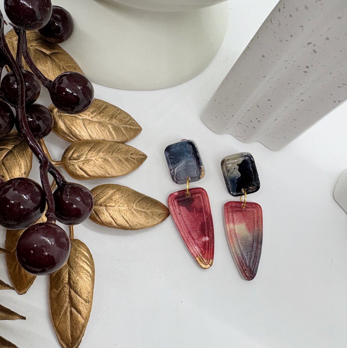 Mabel in Midnight Rainbow