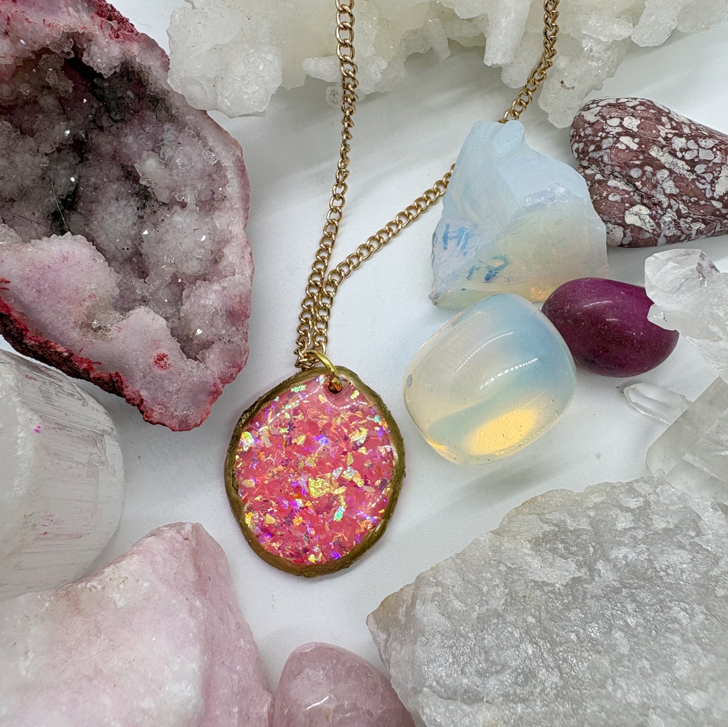 Jill Bracelet, Earrings and Necklace set in Aura