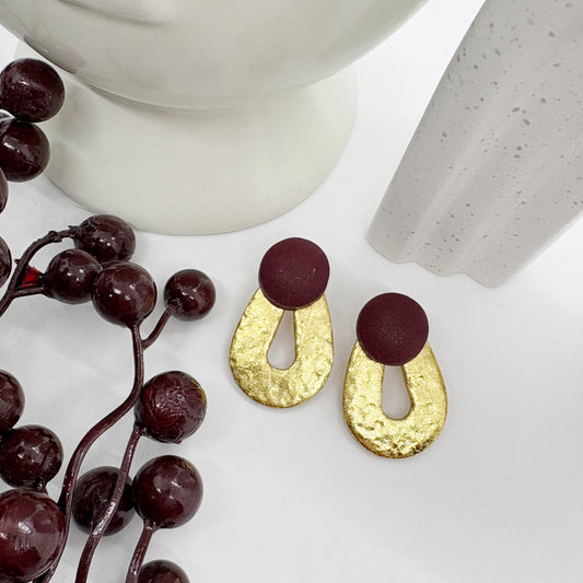 Blanche in Red Wine