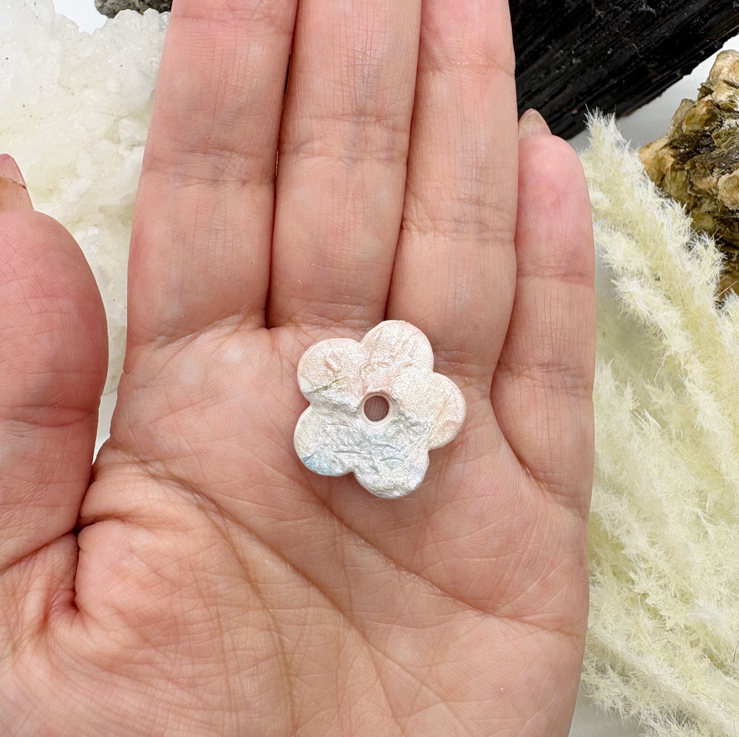 Delilah studs in Pearl Dream