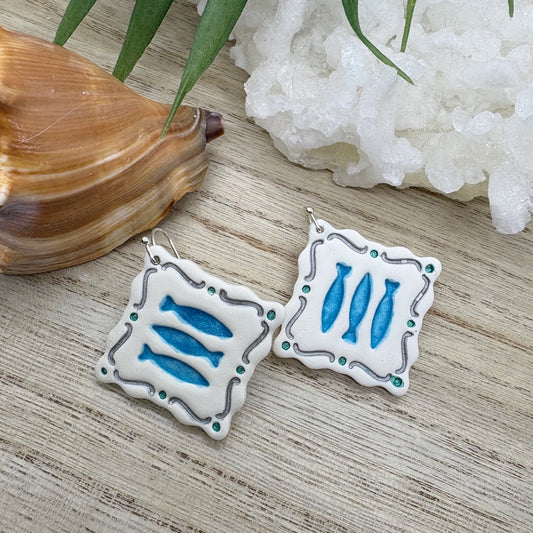 Gone Fishin’ dangles in sliver blue