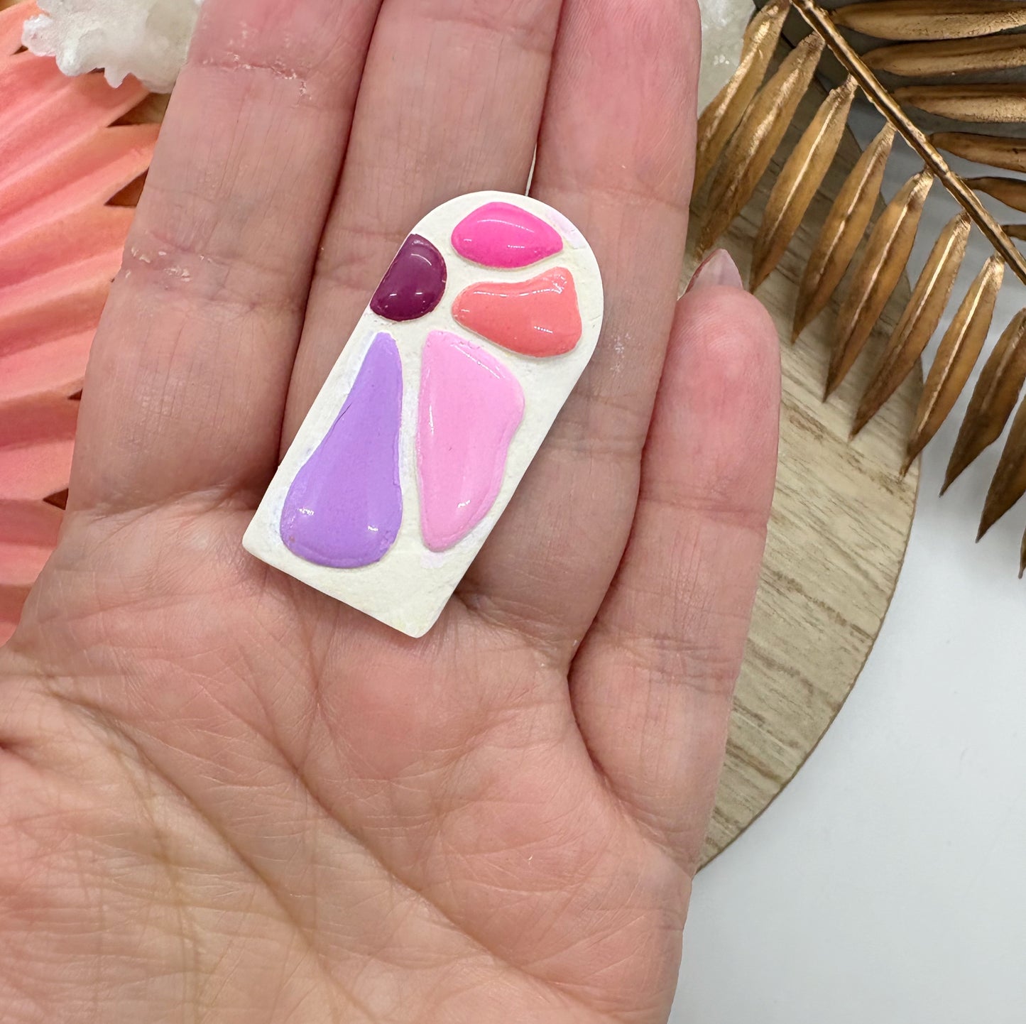 Jude in pink/purple